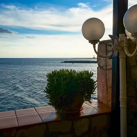 Holiday home Casa Vacanze Isola Di S. Andrea *