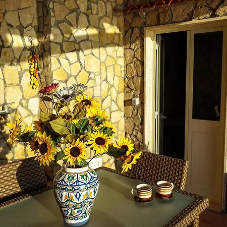 Holiday home Casa Vacanze Isola Di S. Andrea *