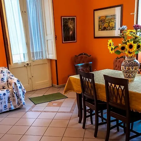 Holiday home Casa Vacanze Isola Di S. Andrea