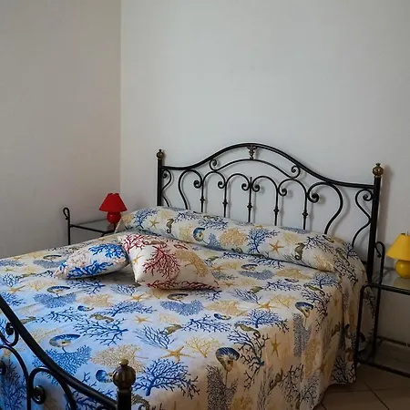 Holiday home Casa Vacanze Isola Di S. Andrea *