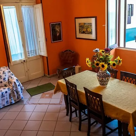 Holiday home Casa Vacanze Isola Di S. Andrea *