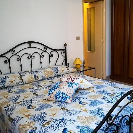 Holiday home Casa Vacanze Isola Di S. Andrea *